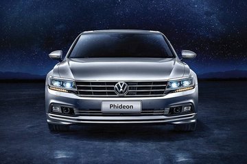 輝騰在售時(shí)是在國內(nèi)熟知度最高的大眾汽車旗下的最高端品牌