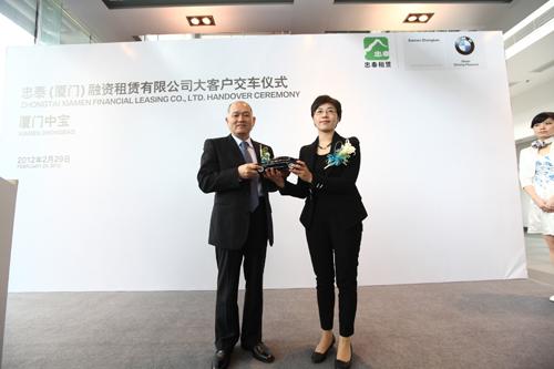 寶馬1月份三大汽車(chē)品牌共向全球客戶(hù)交付了170463臺(tái)新車(chē)