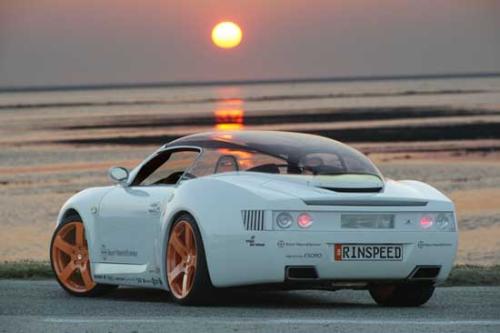 自駕車Rinspeed概念可以簡(jiǎn)化城市交通