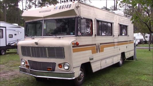 款渦輪增壓的LS交換1978Winnebago擊中了愛國(guó)主義的和弦