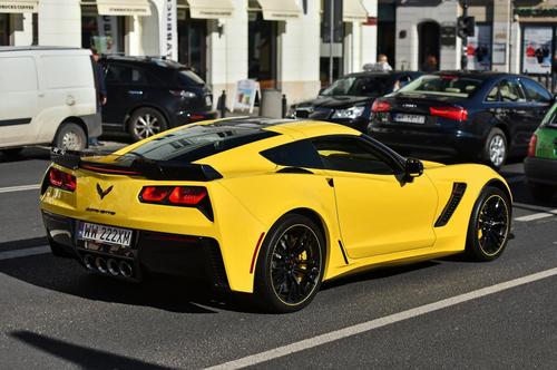 看到期待已久的中置發(fā)動機(jī)2020Corvette只是時間問題