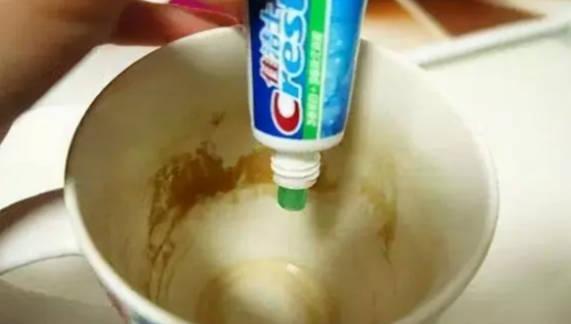 茶壺用久了，該如何清除茶垢？