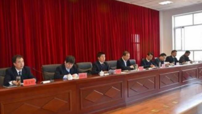 中央農(nóng)村工作會議：依靠科技和改革雙輪驅(qū)動，加快建設(shè)農(nóng)業(yè)強(qiáng)國