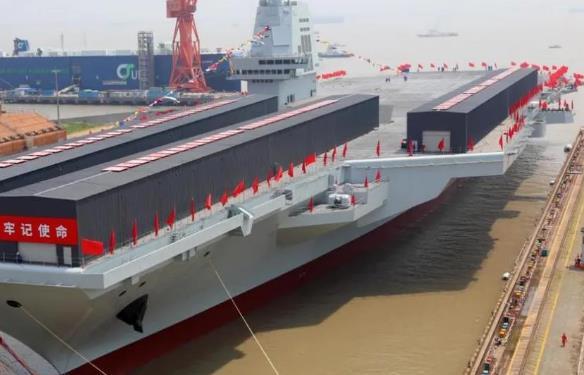 人民海軍迎來(lái)三航母時(shí)代！福建艦預(yù)計(jì)下半年進(jìn)行海試