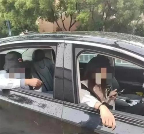 乘客“賴車”超24小時，派出所調(diào)查涉嫌尋釁滋事，司機損失3天收入