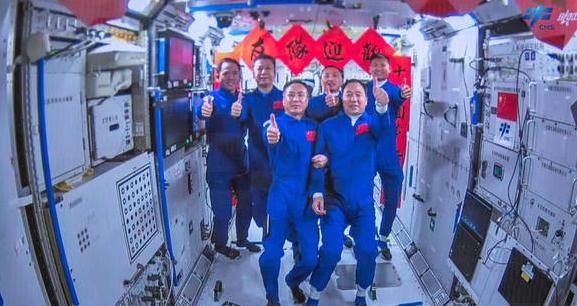 全國多地持續(xù)升溫，氣象部門預(yù)測今年夏季高溫偏多，人們擔(dān)心極端天氣再度來襲