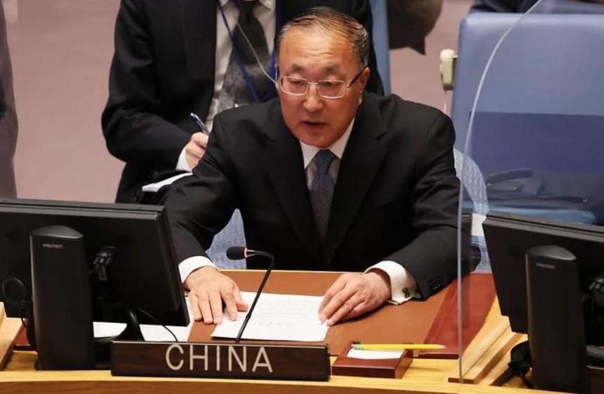 美國(guó)巴以決議遭俄中否決，引發(fā)以色列不滿(mǎn)與中國(guó)代表回應(yīng)