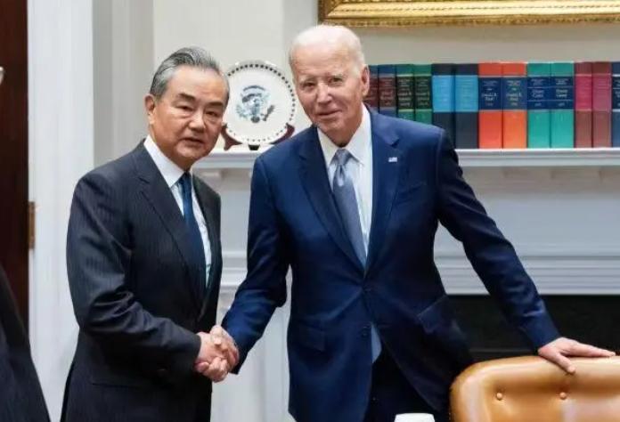 中美關(guān)系穩(wěn)中求進(jìn)：王毅會晤拜登，共商合作之道