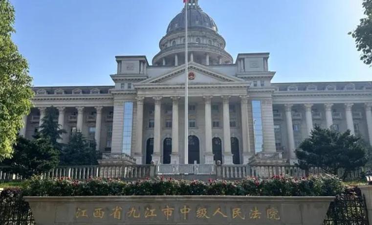 深刻反思：如何避免言辭傷人，呵護(hù)學(xué)生心靈